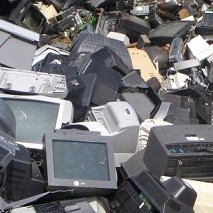 BITKOM » Rücknahmepflicht von Elektroaltgeräten BITKOM » Rücknahmepflicht von Elektroaltgeräten