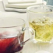 Gesundheit » 16,4 Milliarden Tassen Kräuter- und Früchtetee Gesundheit » 16,4 Milliarden Tassen Kräuter- und Früchtetee